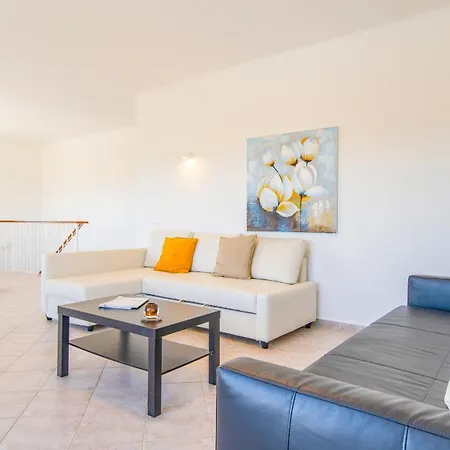 Paradise - Moradia Tranquila Com Piscina Aquecivel E Bbq - Albufeira