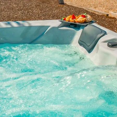 Vila Paradise - Moradia Tranquila Com Piscina Aquecivel E Bbq - Albufeira